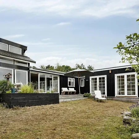 Hébergement de vacances Near Nature And Attractions On Helgenaes *