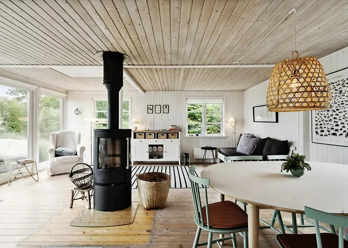 Near Nature And Attractions On Helgenaes * Knebel