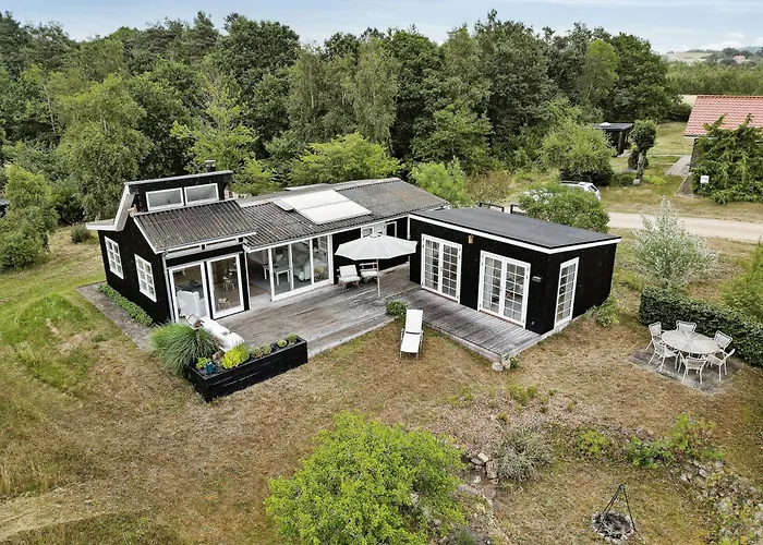 Near Nature And Attractions On Helgenaes * Knebel